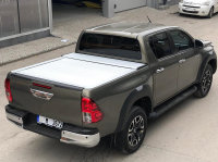 Laderaumabdeckung Toyota Hilux Double Cab ab Bj. 2015 in silber